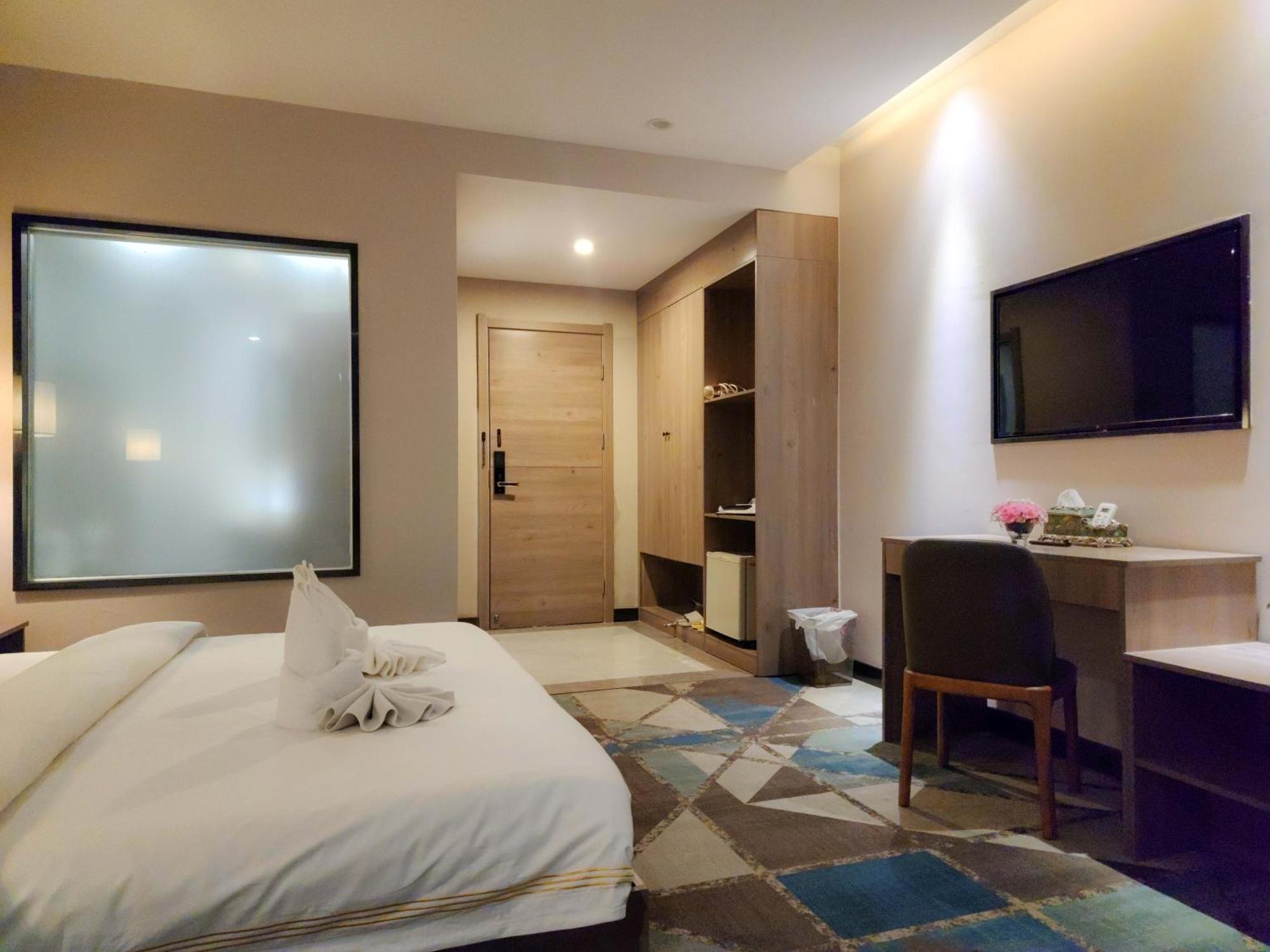 889 Boutique Hotel Пном Пен Екстериор снимка